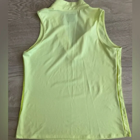 Lucky in love sleeveless v-neck top - Picture 6 of 6